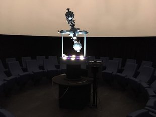 Tentoonstellingen Planetariumvoorstellingen  Volkssterrenwacht Urania