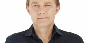 Derek Ogilvie: \