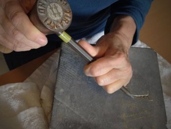 Cursus letterkappen in
steen