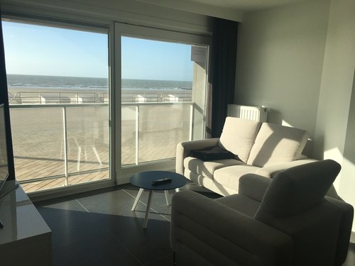 Nieuwbouw appartement zeedijk Westende met ruime...